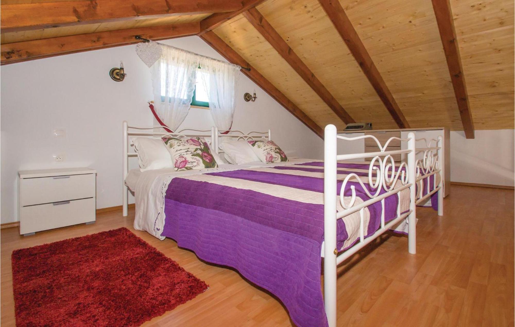 Awesome Home In Smokvica With Kitchen Екстериор снимка